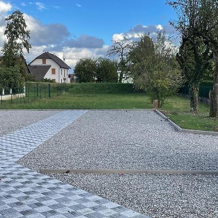 فندق Basel Airport Garden بلوتْجْزا المظهر الخارجي الصورة